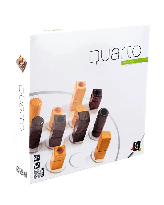 The retail box for the board game Quarto by Gigamic, featuring a clean white design with illustrations of the wooden game pieces and the brand logo.